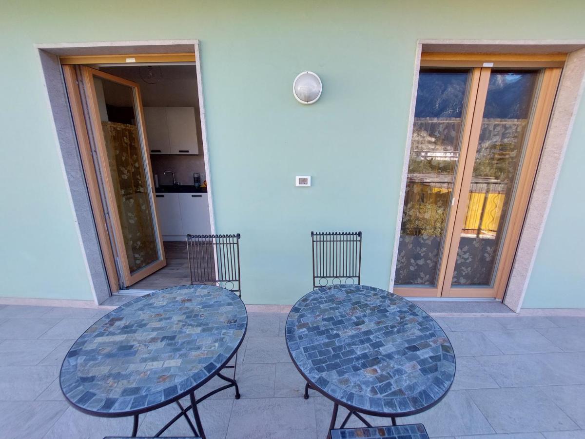 La Bougainville - Luxury Apartment Torbole Sul Garda Eksteriør billede