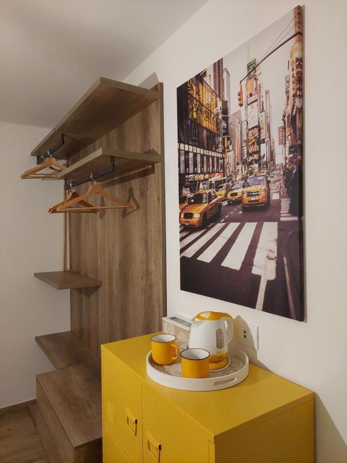 La Bougainville - Luxury Apartment Torbole Sul Garda Eksteriør billede