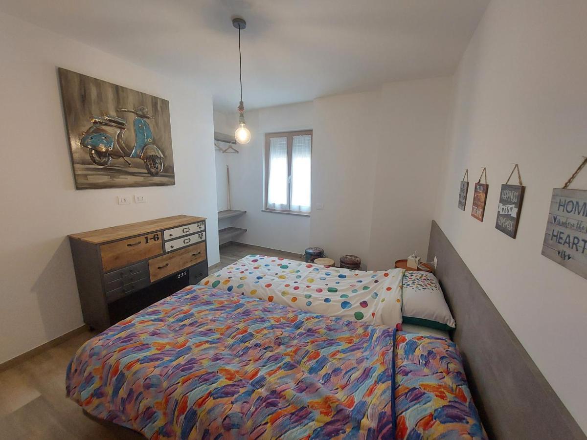 La Bougainville - Luxury Apartment Torbole Sul Garda Eksteriør billede